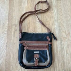 Sale* 🚦St. John’s Bay Black and Brown Crossbody Bag -